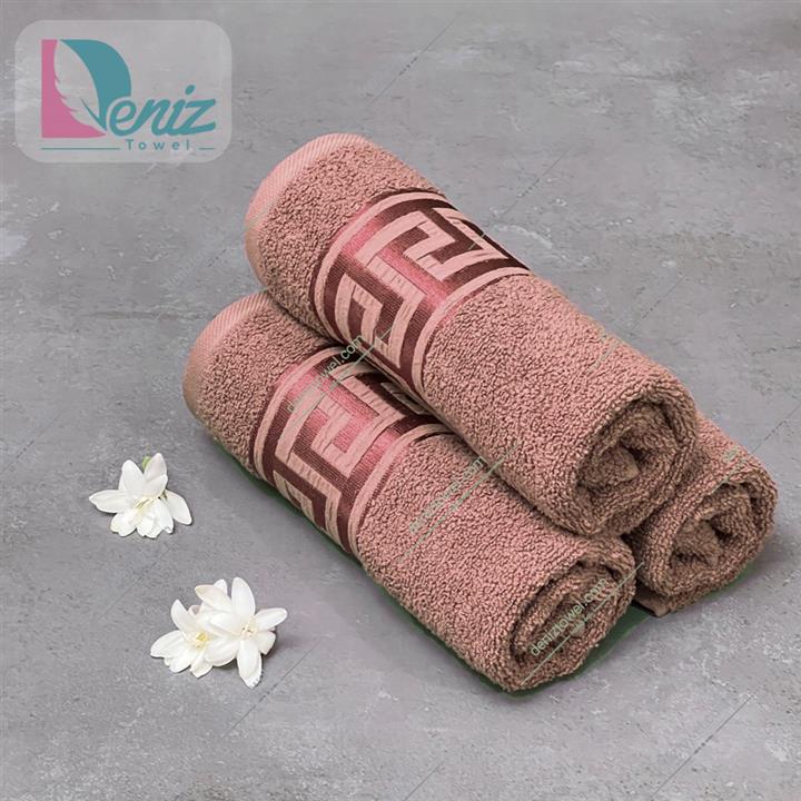 حوله دستی بسته سه عددی طرح ورساچه رنگ شکلاتی